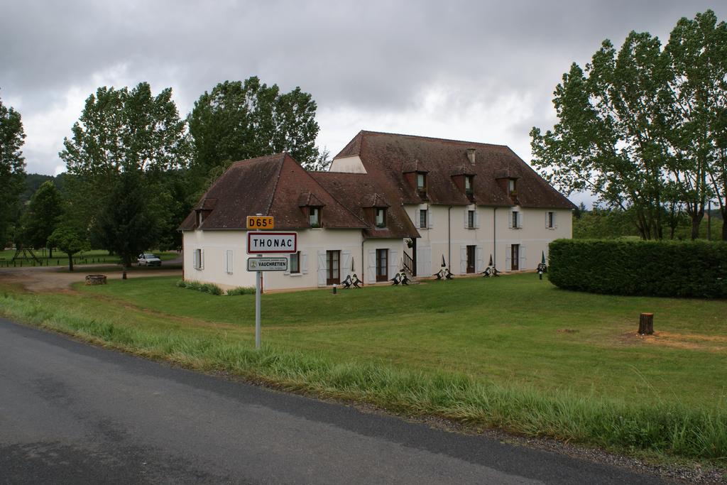 Hotel Du Parc Thonac Exterior foto